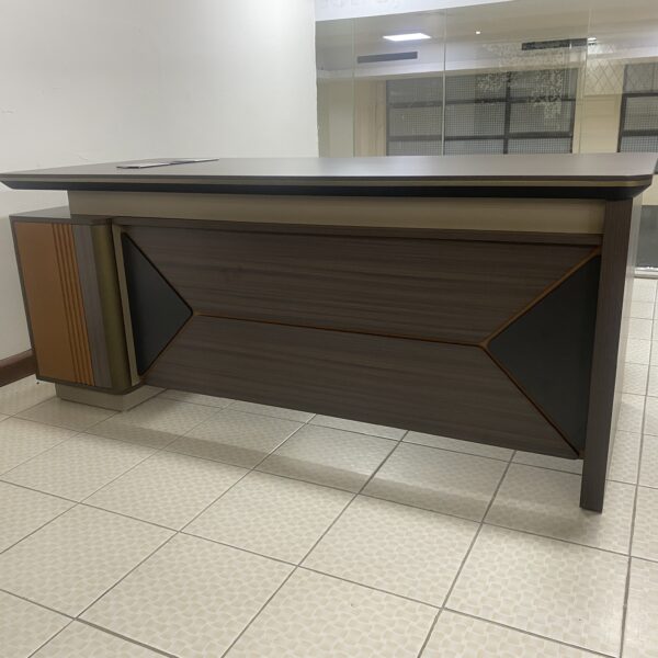 Executive Desk with Side Return A16-XX65