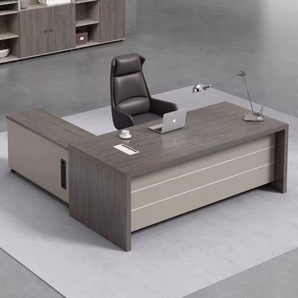 Executive Desk with Side Return -1.6M